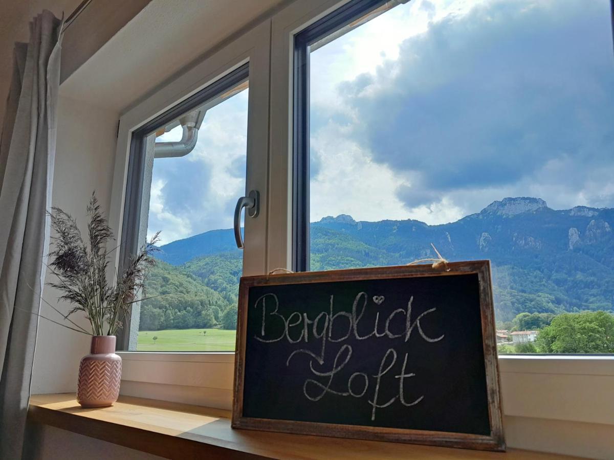 Ferienwohnung Bergblick Loft Aschau im Chiemgau Exterior photo